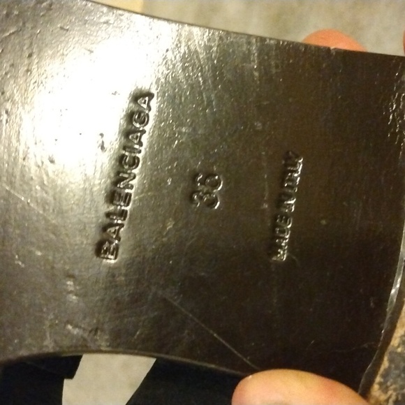 BALENCIAGA PARIS - Picture 15 of 16